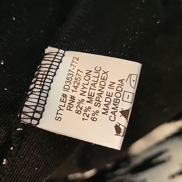 Kyrra Sparkly Party Dress - Picture 9 of 14